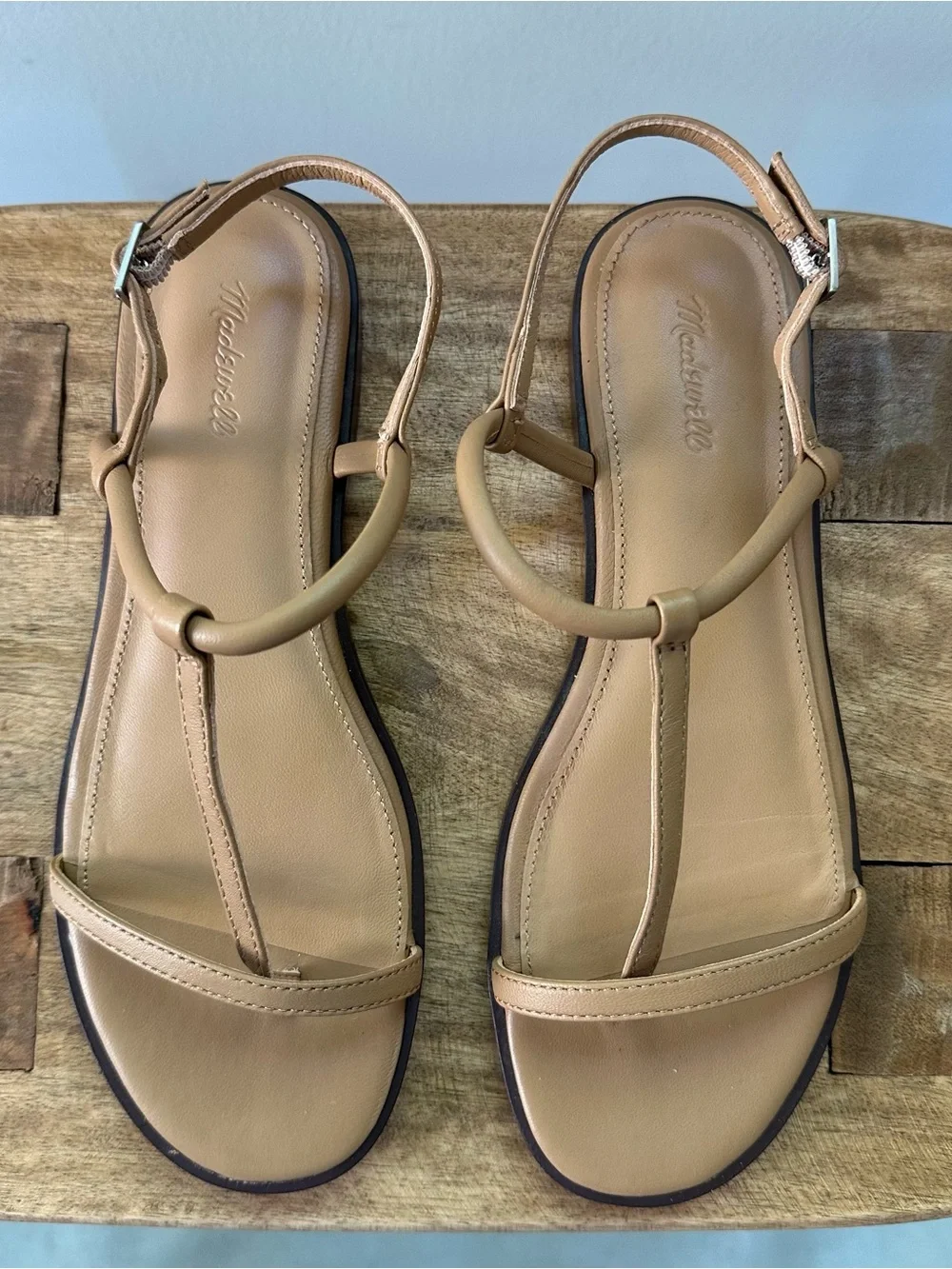 Madewell Tan T‑Strap Leather Sandals - Picture 3 of 6
